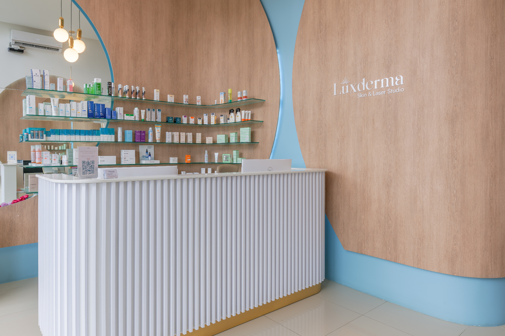 Recepción Luxderma